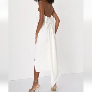NWOT LULU'S WHITE STRAPLESS BOW MIDI DRESS SIZE MEDIUM